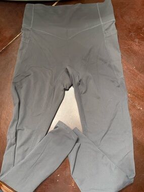 Halara butt lifting tummy control leggings